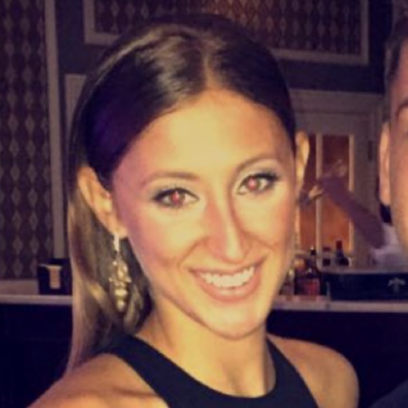 Meet your Posher, Bianca - Picture 1 of 1